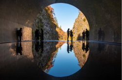 旅游网-日本旅游-探索日本清津峡谷的神奇隧道