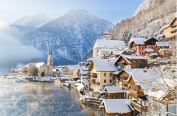 旅游网-奥地利旅游-爱上7000年历史的哈尔施塔特，雪季的美丽迷人