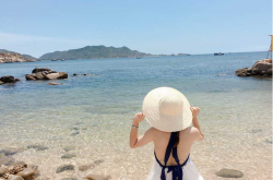 旅游网-越南旅游_2024年春节旅游期间，在岘港五个最美丽的海滩享受浪漫假期
