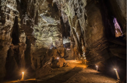 旅游网-南非旅游_去南非斯泰克方丹洞穴，了解人类史前