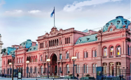 旅游网-阿根廷旅游_阿根廷玫瑰宫以其甜美的粉红色建筑吸引了游客的心